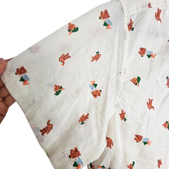 NEW Eddie Bauer Mr Short Sleeve Baja Shirt Class Fit Big Foot Print Men M Ivory - Picture 4 of 9